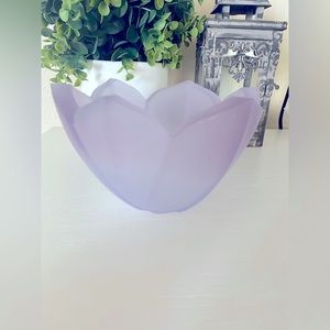 RARE LENOX PURPLE TINT FROSTED TULIP FLOWER BOWL 4" HIGH 6" WIDE 3/4" THICK